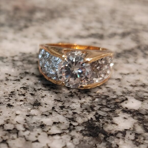 Swarovski Crystal Ring, Gold Plated, Swan Signed, Size 9